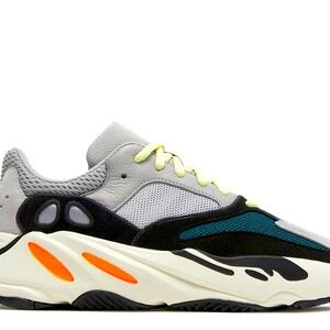 Yeezy Boost 700 size 10